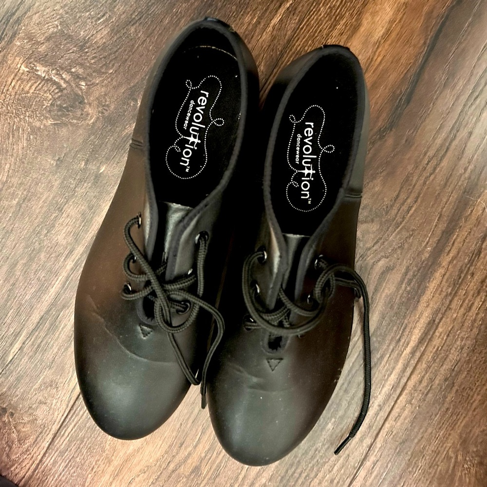 Tap Dance Shoes (Revolution dancewear)